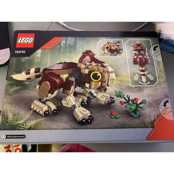 LEGO Jurassic World Baby Dinosaur 76970 Building Toy 339 Pieces - Picture 2 of 2